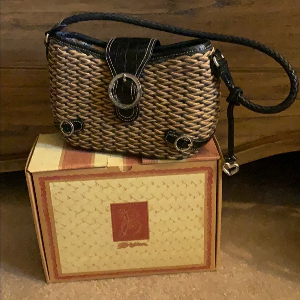 Vintage Brighton Straw Handbag. some tarnish on buckles In good condition